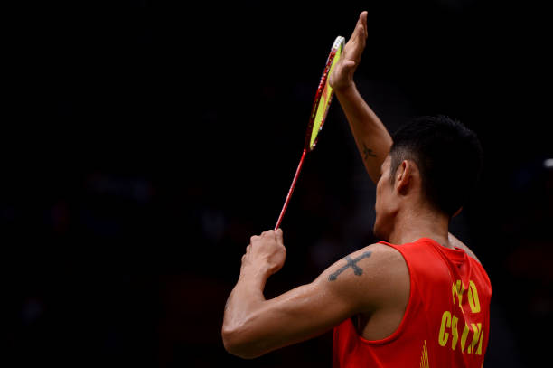 羽毛球拍底部改装指南:如何DIY提升球拍性能?