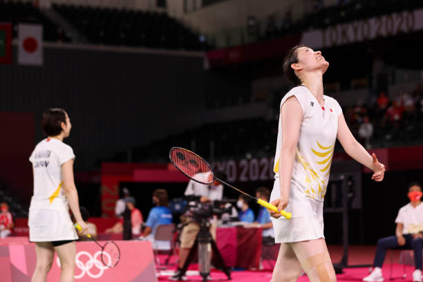 拒绝大众款!这些小众羽毛球拍logo品牌值得一试