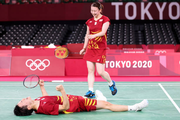 从场地尺寸看战术：双打场地宽度对比赛策略的影响