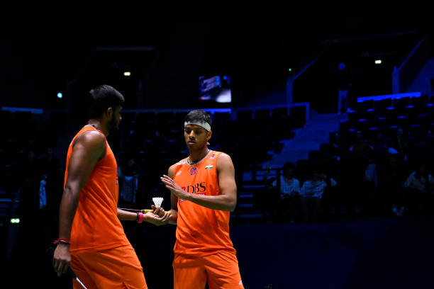 羽毛球比赛裁判手势与判罚标准指南