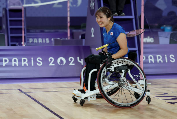 扣球动作要领解析：如何提高击球准确性与力量？