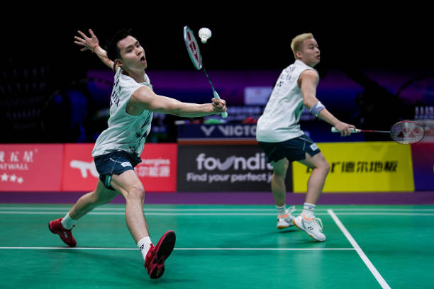 Eteno羽毛球拍用户真实反馈：优缺点全面解析