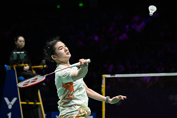 羽毛球馆空调体验:温度对运动表现的影响