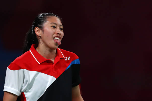 碳纤维与纳米技术：十大羽毛球拍品牌的材料革命