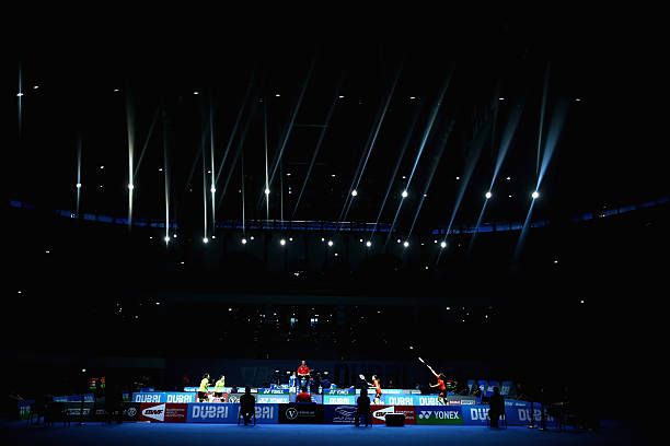 高远球发力技巧:如何利用全身力量击球?