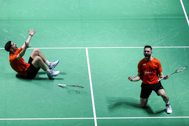 不同年龄段儿童羽毛球拍长度对照表（厘米）