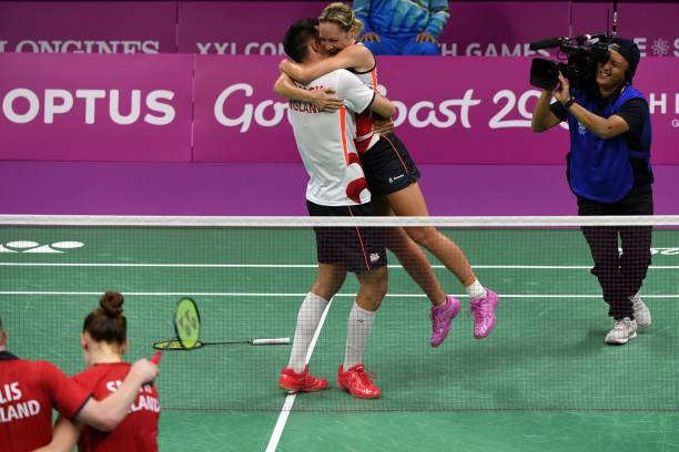 羽毛球单打和双打场地划线规则对比