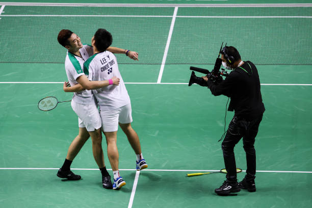 林丹服饰的三大标志：如何用符号传递运动精神？