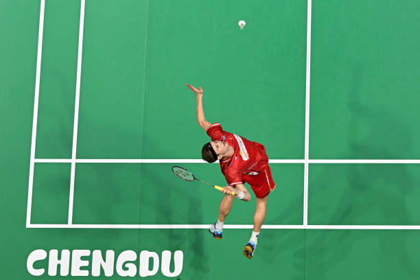 运动跨界新潮流：羽毛球场玩转气排球