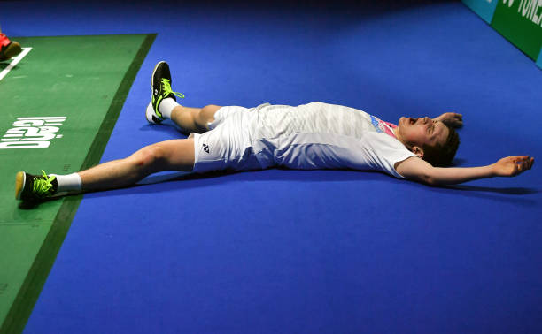 如何辨别正品HQNGLI羽毛球拍?购买避坑指南