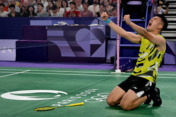 羽毛球场地划线规范:边线、端线及发球区详解