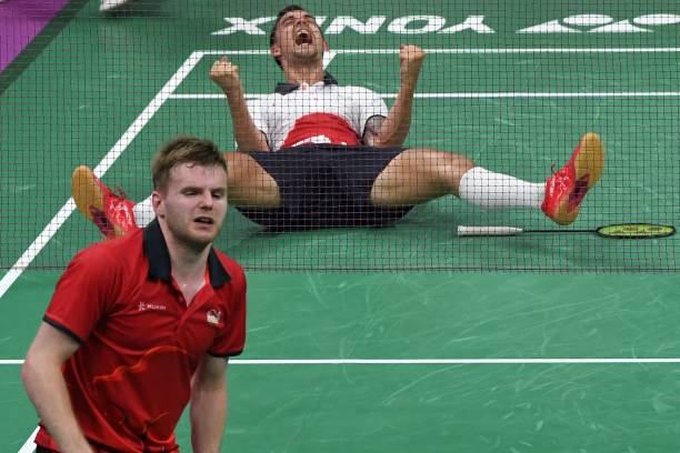 欧烜屹双打战术盘点:搭档配合的关键技巧