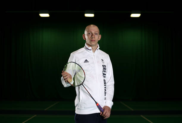 Superk SK115羽毛球拍价格对比：线上vs线下哪家更划算？