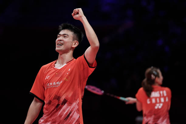 手把手教你标准羽毛球场地划线方法