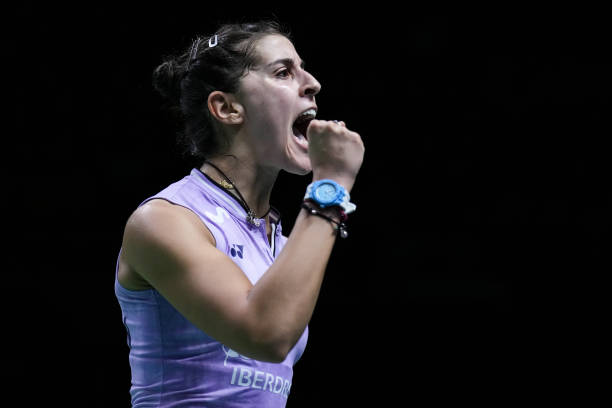 石宇奇杀球姿势解析：为何他的进攻如此犀利？