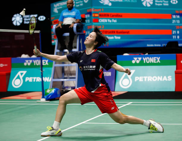 学生党福音!200元内超值羽毛球拍选购指南