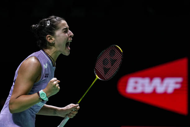 5U羽毛球拍轻量化体验：挥拍更快还是力量不足？