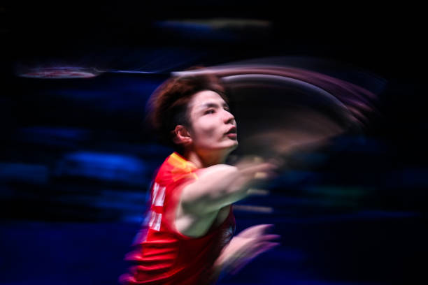 掌握高远球挥拍技巧:动作分解与关键要领