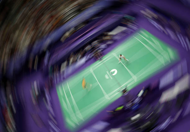 从发球线开始掌握双打:新手必学的发球技巧与策略