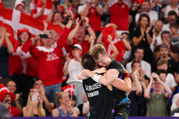 羽毛球拍4U和6U的区别:全面解析与选购指南