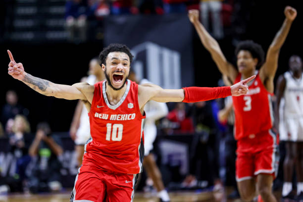 人盯人防守战术的常见误区及改进方法