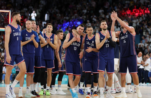 创意手工：用废弃材料打造迷你投篮机