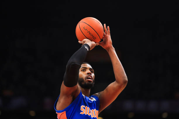 十大得分后卫的经典对决：那些令人难忘的比赛瞬间