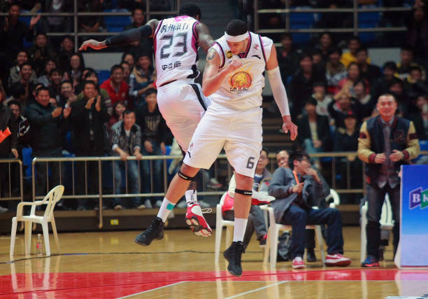 篮球馆照明系统设计标准与安装指南