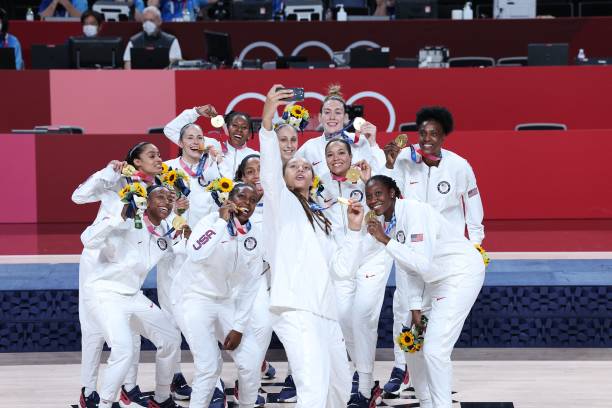 如何计算篮球场半场面积?一步步教你测量