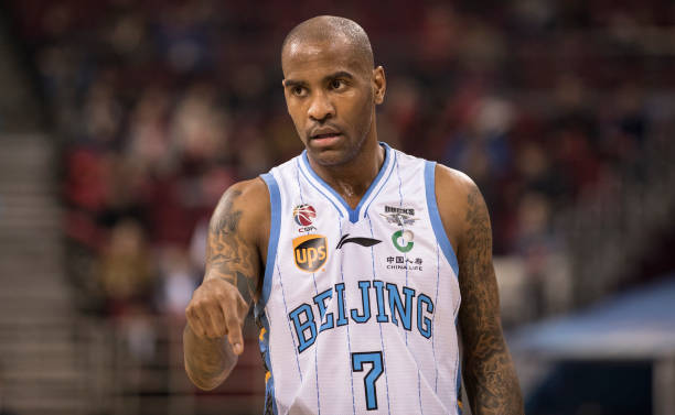 罚球练习器材推荐:提升训练效果的工具