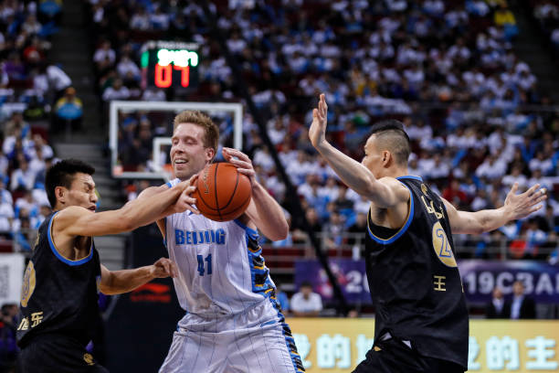 探花魔咒？解析2011年选秀第三顺位球员的发展轨迹