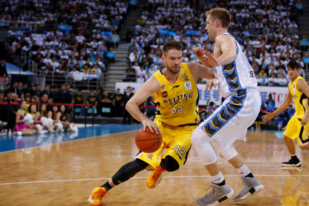 新浪NBA手机网季中锦标赛:球迷互动活动火热开启