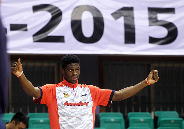 原声呈现NBA赛场细节,感受篮球最原始的热血与激情