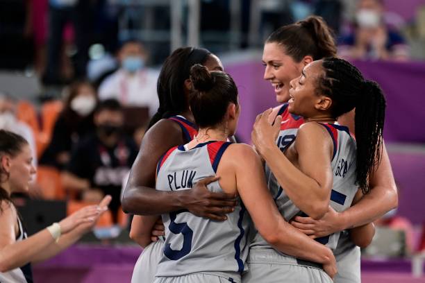 篮球馆收费模式大揭秘：会员制与散客价格对比