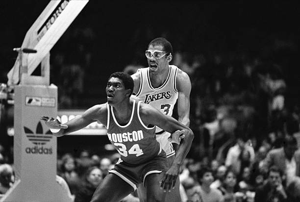 篮板尺寸小知识:上沿高度背后的科学原理