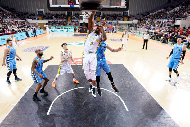 巴克利背身单打技巧：从基础到实战应用