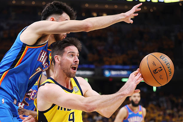 新生代对决！东契奇vs莫兰特，独行侠vs灰熊虎扑直播前瞻