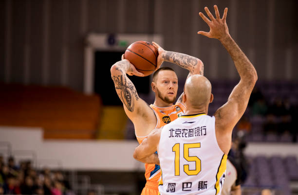 杜兰特加盟火箭,球迷热议:这笔交易将如何改变NBA格局?