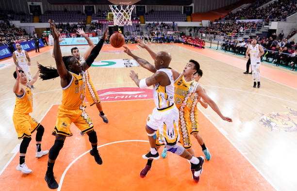 解读雨燕360体育nba直播免费观看在线中的象征与隐喻