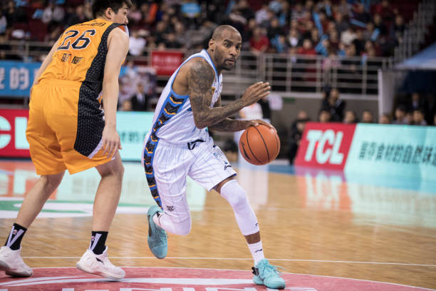 跳跃的色彩:儿童篮球绘画创作精选