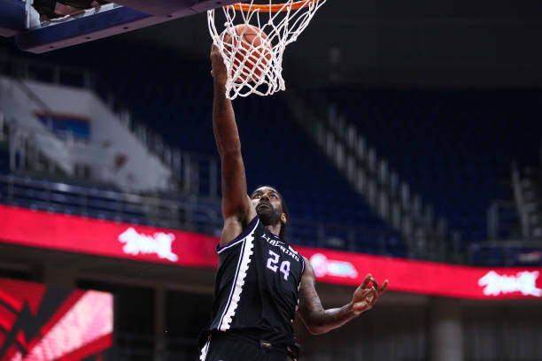 篮板球数据统计:如何衡量球员的篮板表现?