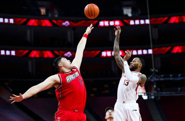 青春无悔篮球梦!锁定优酷体育,为中国大学生篮球联赛加油