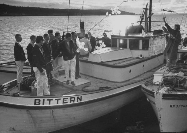 腾讯NBA直播新赛季揭幕战:卫冕冠军雄鹿对阵篮网