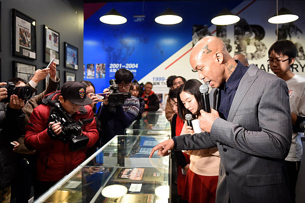 篮球架厂家直销与代理的区别，哪种更划算？