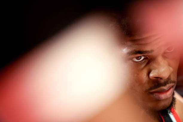 如何在iPhone或iPad上免费观看NBA、CBA等篮球赛事直播？