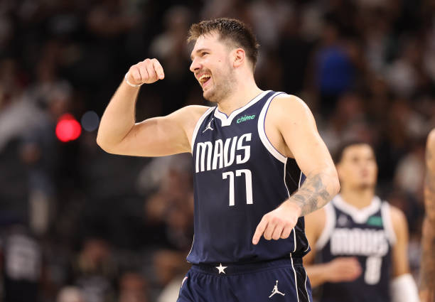 教练与球员必学：国际篮联最新规则实战应用指南