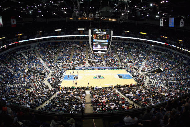 排水坡度对篮球场性能的影响分析