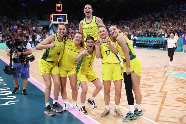 CBA激战正酣,咪咕直播带你零距离观赛