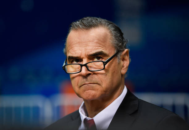 重温广东宏远经典比赛：战术分析与精彩回放