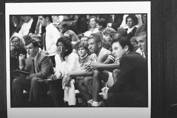 PCBA公司与其他电子制造企业的区别与优势